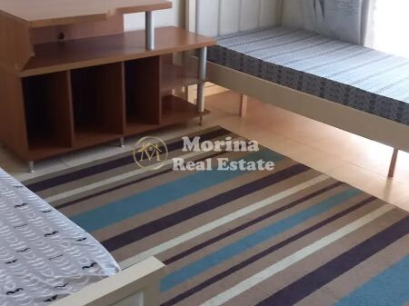 Qera | Shtëpi private 2 + 1 | Rruga Bajram Allaraj | 400 €/muaj