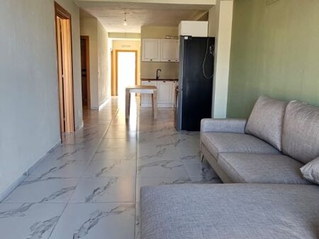 Apartament 3+1+2 per qera ne Kombinat !