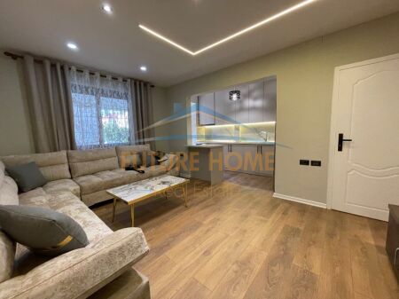 Shitet, Apartament 2+1, Ali Demi, Tiranë. 145,000 €