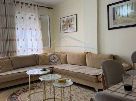 Shitet, Apartament 1+1, Kopshti Zoologjik, Tiranë 154,000 €
