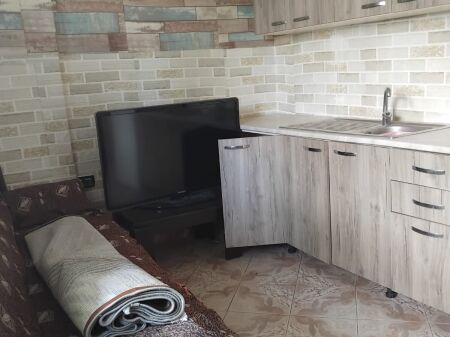Apartment 1+1 for rent – Xhamllik, near Venue Club !