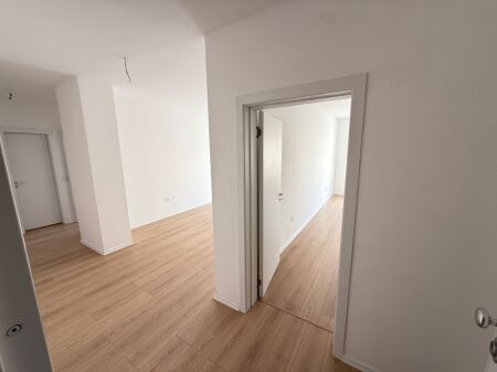 APARTAMENT PËR SHITJE 2+1+2 BANJO NË PLAZHIN ILIRIA!