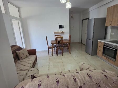 APARTAMENT ME QERA 2+1 ASTIR 450 EURO FH-77212