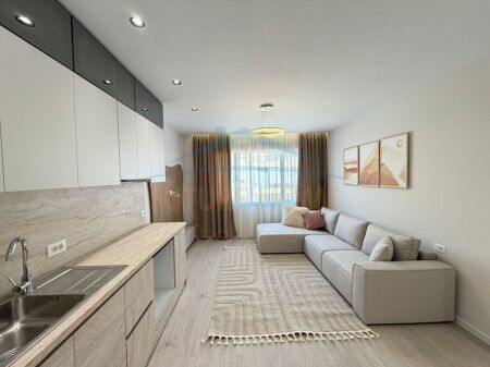 Shitet, Apartament 1+1, Unaza e Re, Tiranë