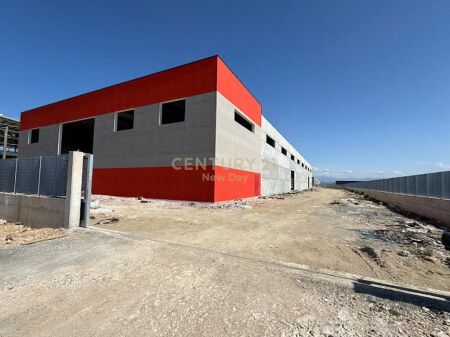WAREHOUSE  LAND FOR SALE. OPPORTUNITY