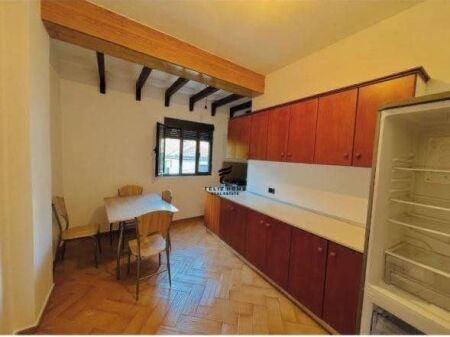 SHITET APARTAMENT 3+1 VILAT GJERMANE 190.000 EURO FH-36002