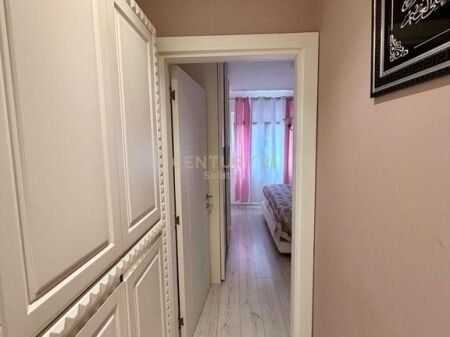 VENDESI APPARTAMENTO 2+1+2 ALLA KOMUNA PARISIT