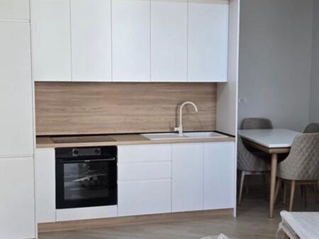 Super apartament me qira 1+1 Astir te Granda