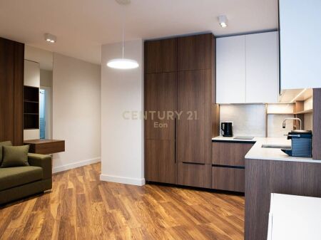 SHITET SUPER APARTAMENT 1+1 NE QENDER TE DURRESIT!