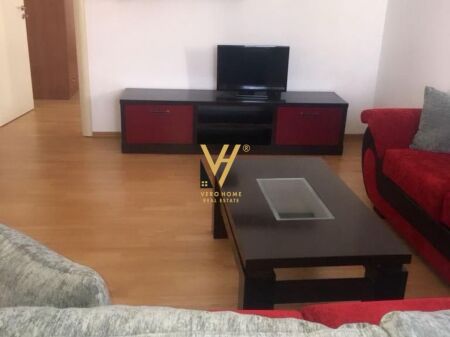 JEPET APARTAMENT 3+1+BLK ME QIRA TE FAKULTETI EKONOMIK 60.000 LEKE