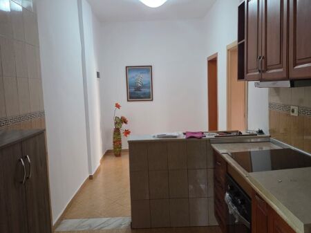 JEPET ME QERA APARTAMENT 3+1 FRESK