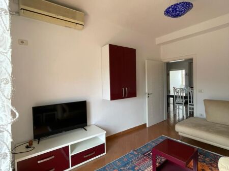 Apartament 1+1 per shitje ne Durres.