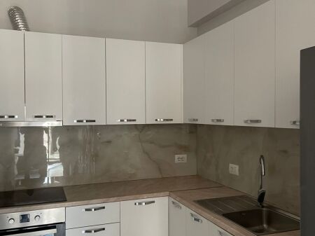 🏡 JEPET ME QIRA APARTAMENT 1+1 – ASTIR, TE RRETHI