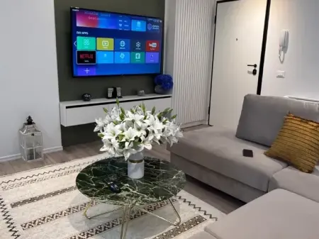 Rent | Apartament 1 + 1 | Bulevardi i Ri | 550 €/month