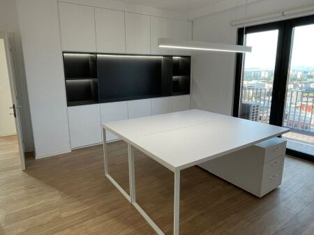 📌 Office for Rent in Garden Building – Kavaja Street, Tirana