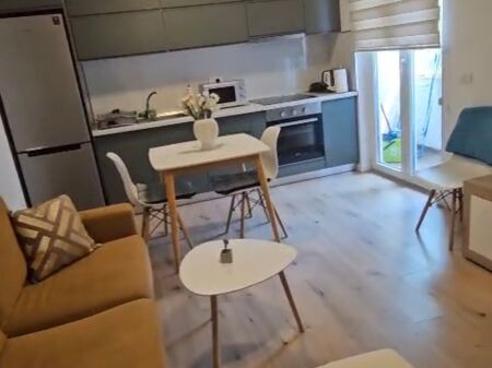 Apartment 1+1 for rent at Myslym Shyri!