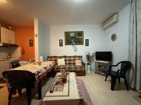 Apartment 1+1 for sale in Golem, Freskia Residence