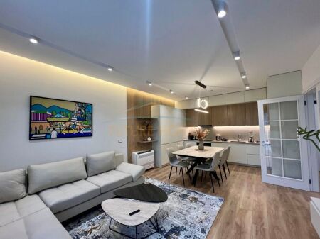 Qera, Apartament 2+1+2, Kompleksi Orbital , Stacioni i Trenit, Tiranë.