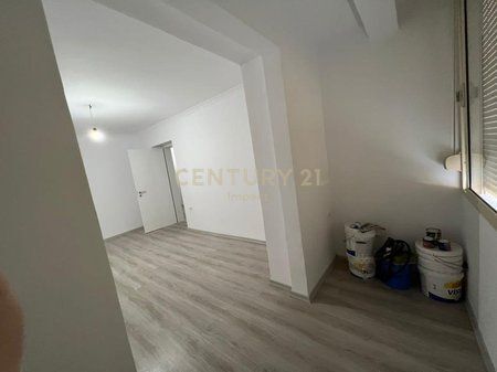 Jepet apartament 2+1 per qira prane Myslym Shyrit!