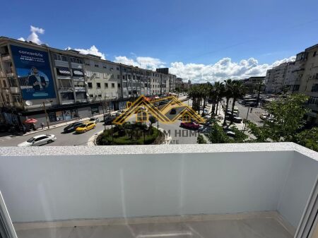 AMBIENT PER QIRA TEK STACIONI TRENIT, DURRES