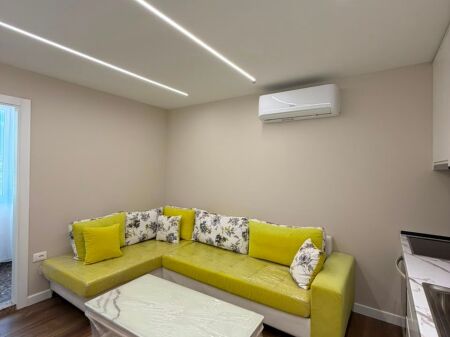 Apartment 2+1 for rent in Sauk të Ri
