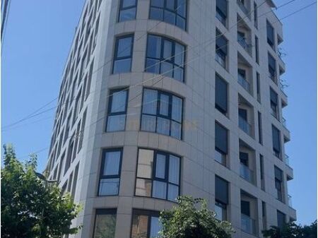 Rent, Business Premises, Medrese Tirane. 700 €