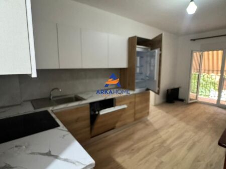 SHITET APARTAMENT 1+1 "RRUGA HAMDI SULÇEBE, MBRAPA COCORD" 140.000 EURO