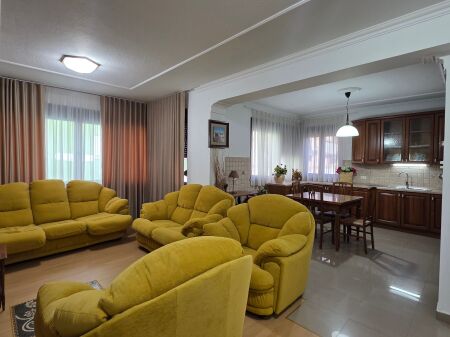 Appartamento 2+1+ balcone in affitto a Bllok