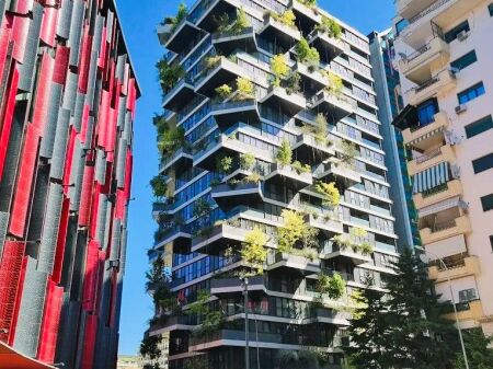 🏢Jepet me Qira Ambient Zyre Premium📍 Vertical Forest, Tiranë.