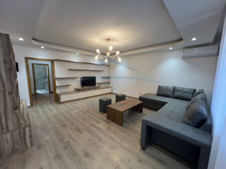 Qera, Apartament 2+1, Shkolla e Baletit, Tiranë.
