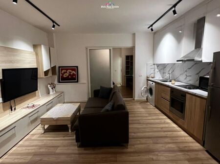 Apartament Me Qera 1+1 Tek Rruga e Barrikadave ( ID B2101333) Tirane