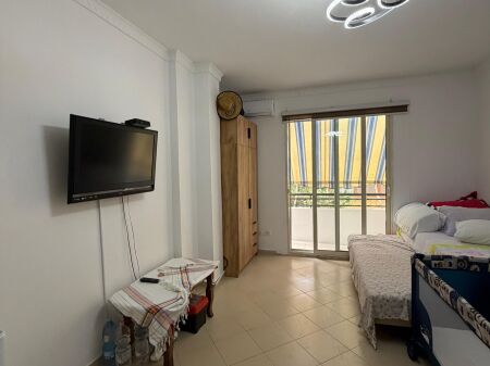 Shitet Apartment shkembi Kavajës