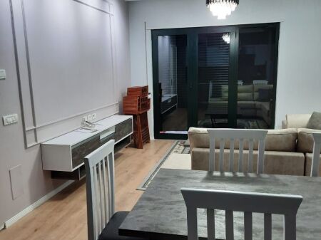 Apartament 2+1 per qera te Green City