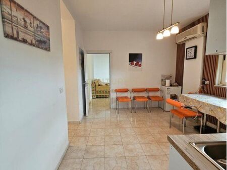 SHITET APARTAMENT 2+1 TEK SHKEMBI KAVAJES !