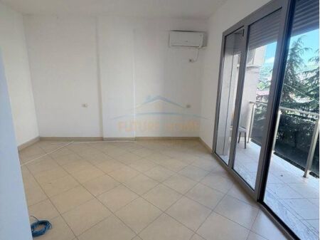 2+1 for sale in 21 Dhjetori, Tirane.