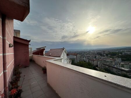 Apartament me Verande