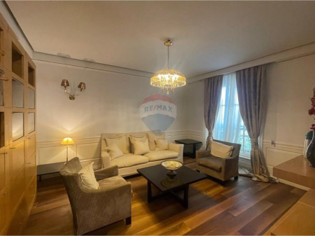 Apartament per qera 1+1 tek Pazari i Ri