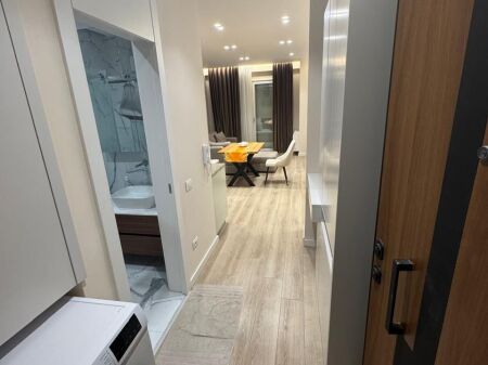 🏡 APPARTAMENTO 2+1 + POSTO AUTO IN VENDITA – LUNGOMARE, VLORË 🌊