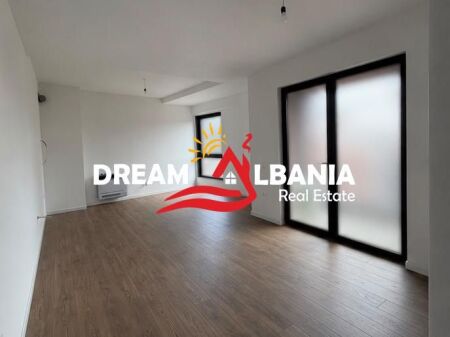 Appartamento 2+1 in Vendita a Myslym Shyr, Tirana (41212248)
