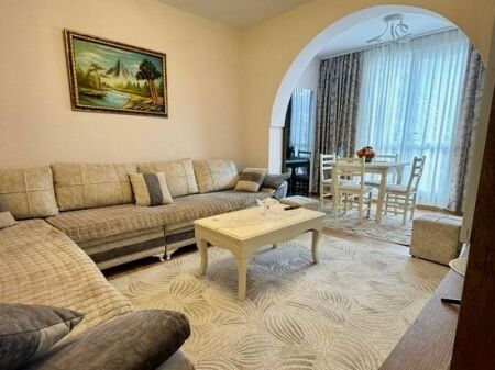Shitet, Apartament 1+1+ Verande, Kinostudio, Tiranë.