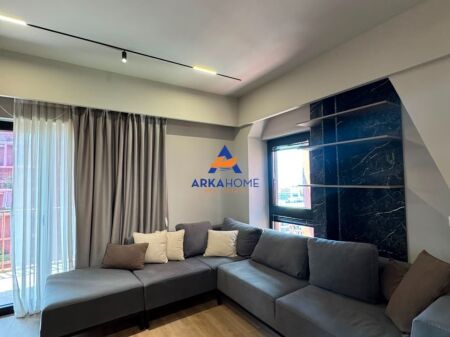 SHITET APARTAMENT LUKSOZ 2+1+2 BALLKON "GARDEN BUILDING, RRUGA KAVAJËS " 504.900 EURO