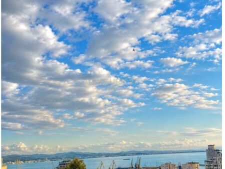 SHITET APARTAMENT 2+1 TE VILA ZOGUT, DURRES !