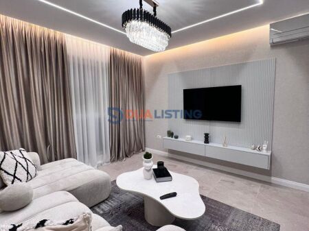Jepet me Qira Apartament Modern 3+1 | Trio Towers, Don Bosko, Tiranë