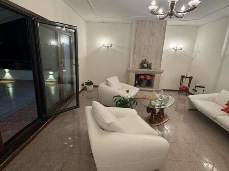 Apartament Me Qera 3+1 Tek Rruga E Elbasanit (ID B23156) Tirane
