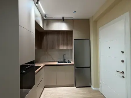 Rent | Apartament 2 + 1 | Rruga Azem Galica | 500 €/month