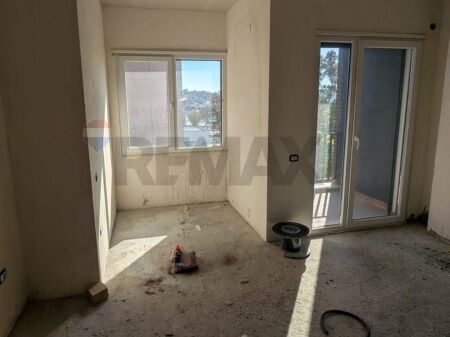 Apartament 1+1 ne shitje Rruga Kavajes ID: 530411001-1368
