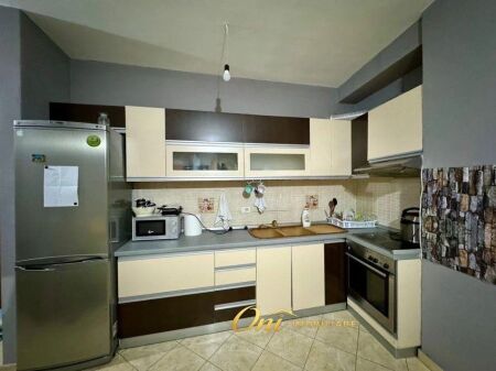 JEPET APARTAMENT ME QERA 1+1 ASTIR