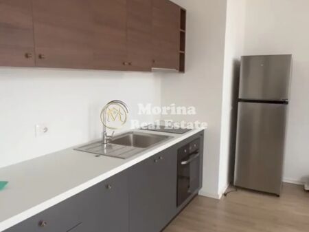 Affitto | Apartament 1 + 1 | Rruga Riza Cerova | 450 €/mese