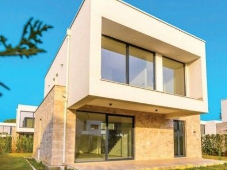 LUXURY VILLA FOR SALE – SAN PIETRO RESIDENCE, LALZ BAY