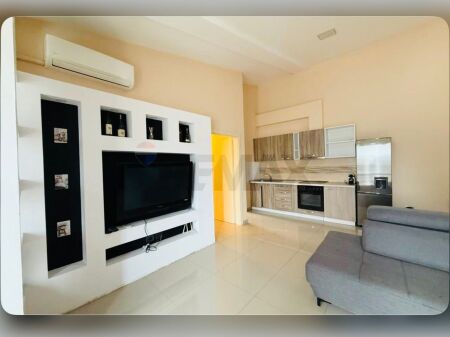 Apartament 1+1 me Qira në Sauk